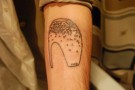 Armadillo Shoe di Alexander McQueen diventano un tatoo
