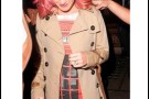 Katy Perry omaggia Londra con Moschino Cheap & Chic