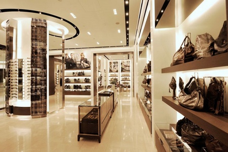 Burberry - nuova boutique a Singapore