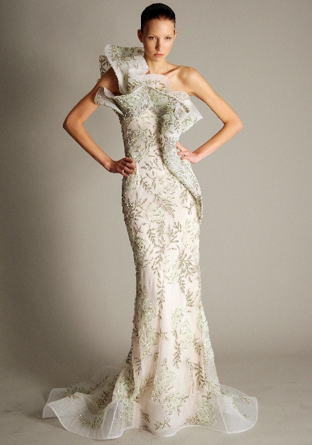 Marchesa, collezione primavera estate 2010, presentata al New York Fashion Week