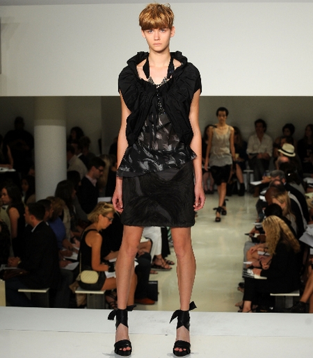 Vera Wang, collezione primavera estate 2010 presentata al New York fashion Week