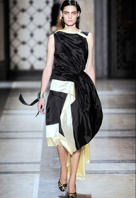 Dries Van Noten, collezione primavera estate 2010