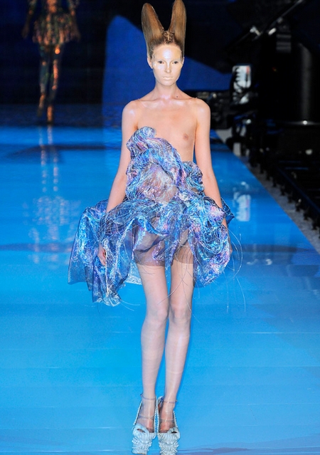 Alexander McQueen, collezione primavera estate 2010