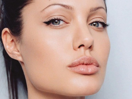 Gucci, un film con Angelina Jolie