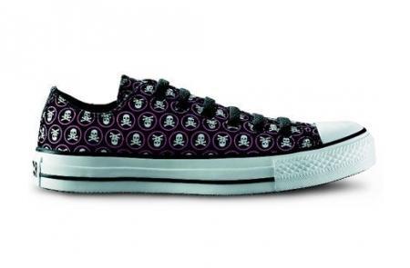 Converse Skulls, le All Star in limited edition per Halloween