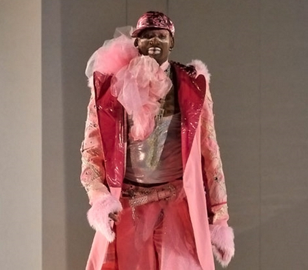 Rock Fashion Week di Miami, Dennis Rodman sfila in rosa per Russel Simmons