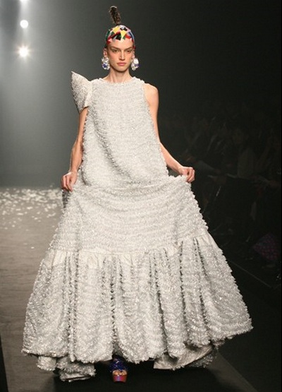 Dress 33, collezione primavera estate 2010 al Tokyo Fashion Week