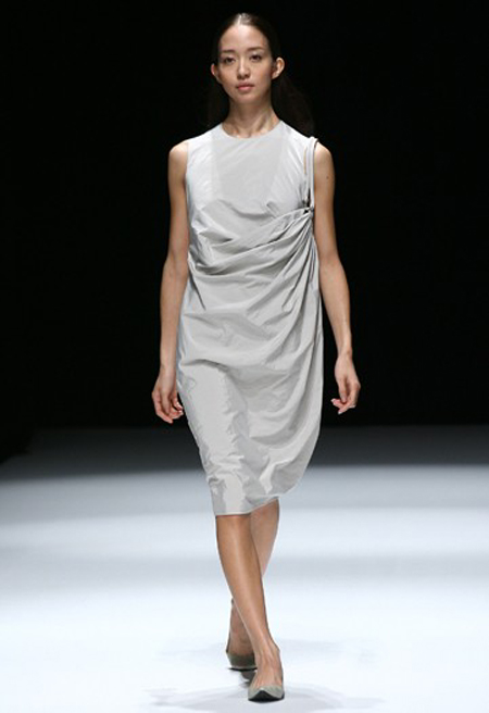 Hidenobu, collezione primavera estate 2010 al Tokyo Fashion Week