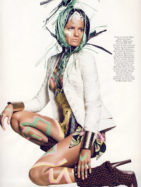 Il Body Painting veste la copertina di Vogue Paris novembre 2009