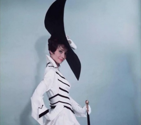 All'asta gli abiti di Audrey Hepburn, video abiti più belli