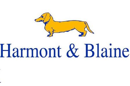 Harmont & Blaine, il bassotto guarda in alto 