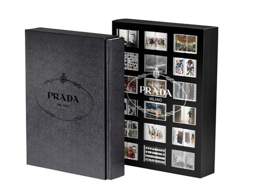 30 anni di Prada in un libro da 706 pagine