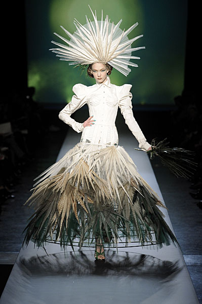Jean Paul Gaultier, collezione Haute Couture primavera estate 2010, video e fotogallery