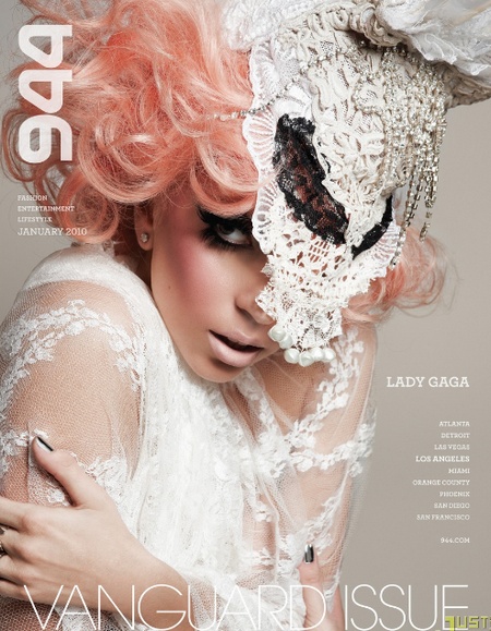 Lady Gaga sulla rivista 944 Magazine nel mese di gennaio 2010