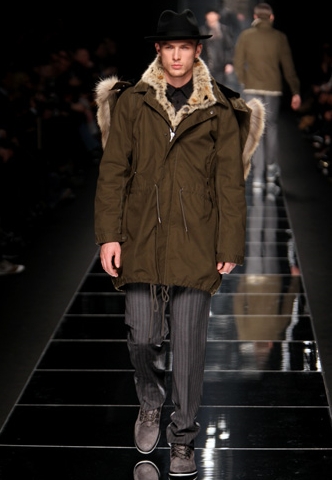 John Richmond, collezione maschile autunno inverno 2010/2011