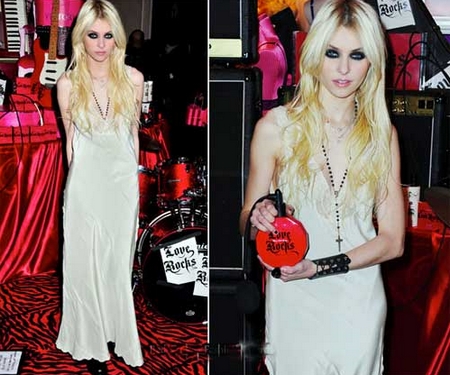 Taylor Momsen testimonial del nuovo profumo Victoria's Secret Love Rocks