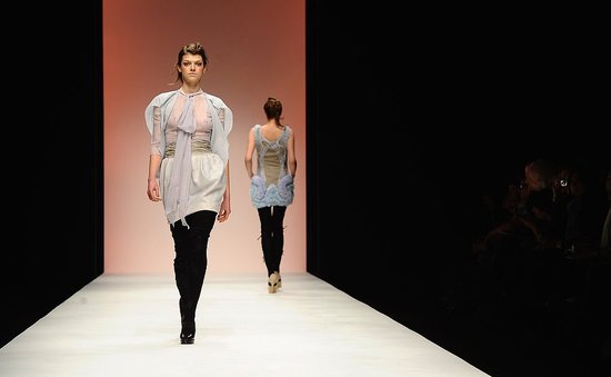 Bora Aksu, collezione autunno inverno 2010/2011