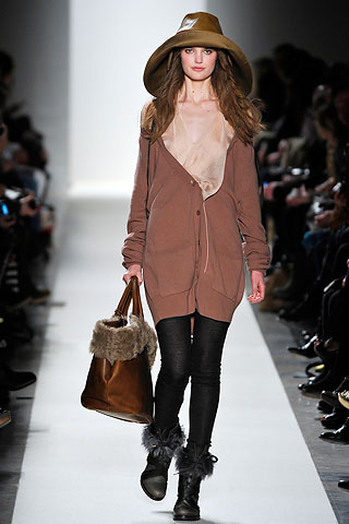 Vanessa Bruno, collezione autunno inverno 2010 2011 presentata a Paris Fashion Week