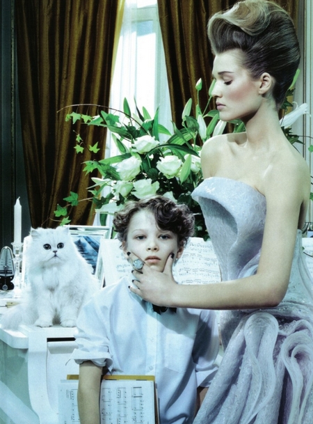 Vogue Italia, copertina Marzo 2010 con Toni Garrn
