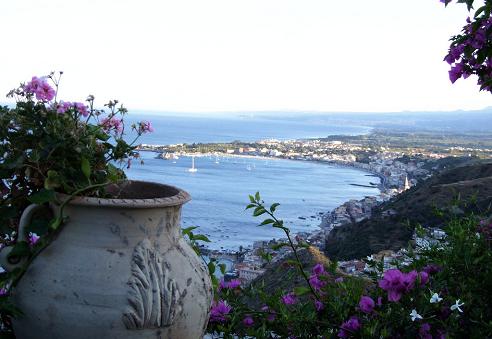 Naxos Taormina Fashion Garden, al via il villaggio commerciale