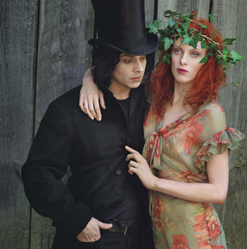 Karen Elson su Vogue con Jack White fotografati da Annie Leibovitz 
