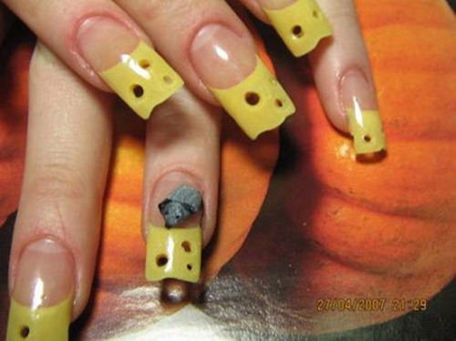 cheese-nails-manicure