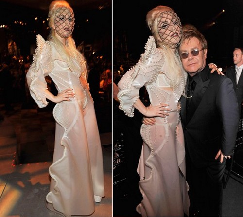 Lady Gaga in Francesco Scognamiglio all'evento White Tie & Tiara Ball