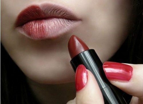 Arriva il rossetto commestibile