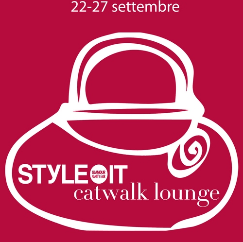 Ilary Blasi ha inaugurato il 22 settembre la Catwalk Lounge di Style.it, lo spazio milanese aperto durante il Milano Fashion Week