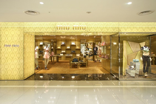 Quarta boutique Miu Miu a Singapore