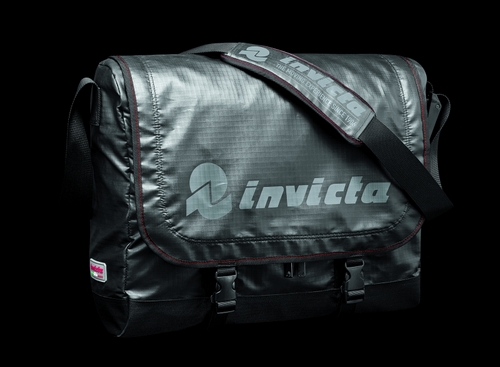 Invicta: sponsor tecnico di Espresso - Torino Bike Messengers