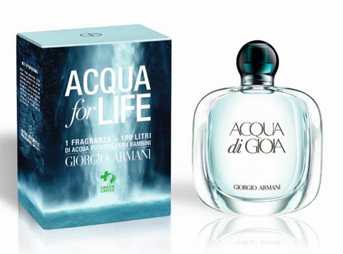 Giorgio Armani con Green Cross International per Acqua For Life   