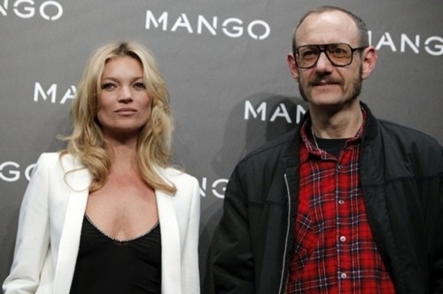 kate-moss-sfilata-mango