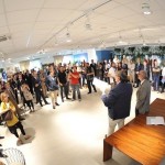 Harmont-Blaine-tavola_rotonda