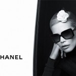 Claudia Schiffer fotografata da Karl Lagerfeld per la collezione a/i Chanel occhiali