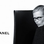 Claudia Schiffer fotografata da Karl Lagerfeld per la collezione a/i Chanel 2011 occhiali