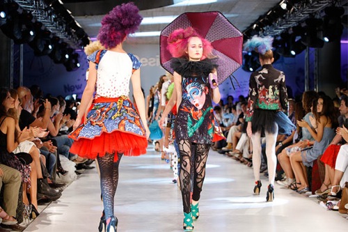 desigual sfilata p/e 2012