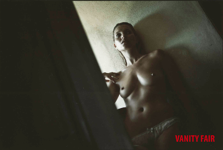 kate moss nuda per il calendario pirelli 2012 mario sorrenti