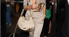 Rosie Huntington-Whiteley Macy's evento collezione Burberry Nude