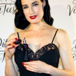 presentazione profumo Femme Fatale Dita Von Teese