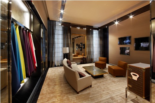 louis vuitton nuovo store via montenapoleone milano