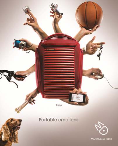 Mandarina Duck ADV portable emotions campagna autunno inverno 2011 2012
