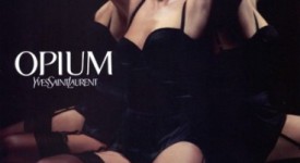Emily Blunt nuova testimonial Opium Yves Saint Laurent