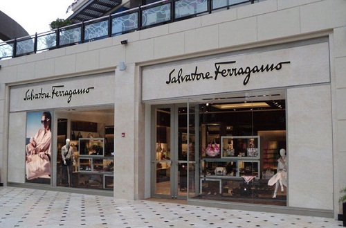 Salvatore Ferragamo sbarca in Indonesia