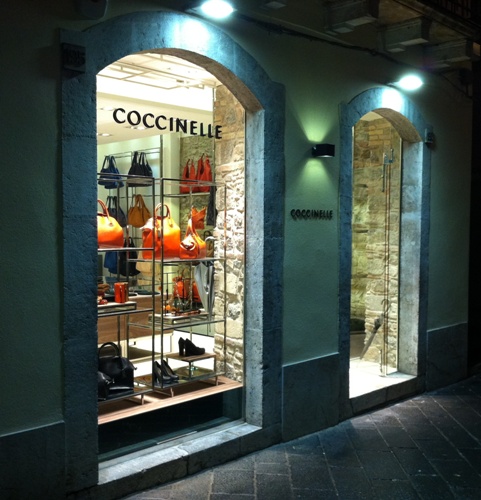 negozio boutique coccinelle taormina