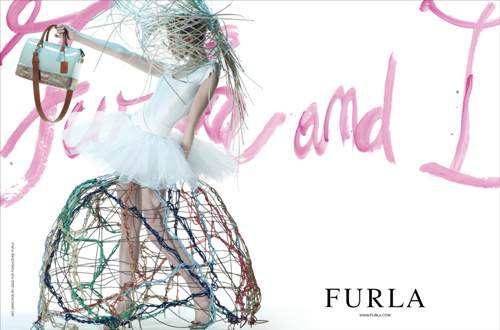 Campagna pubblicitaria Furla p/e 2012