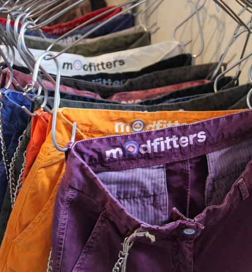 Ritornano i Mod con il brand Modfitters che rivoluzionerà il mondo dei pantaloni con nuovi modelli e intense nuance cromatiche