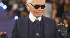 giacca-nera-chanel-libro-lagerfeld