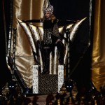 madonna-regina-superbowl-abito-givenchy