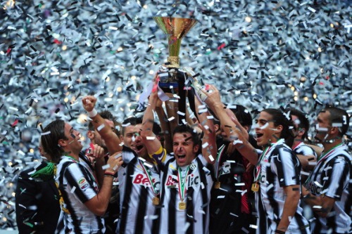Italia Indipendent occhiali da sole Juventus scudetto